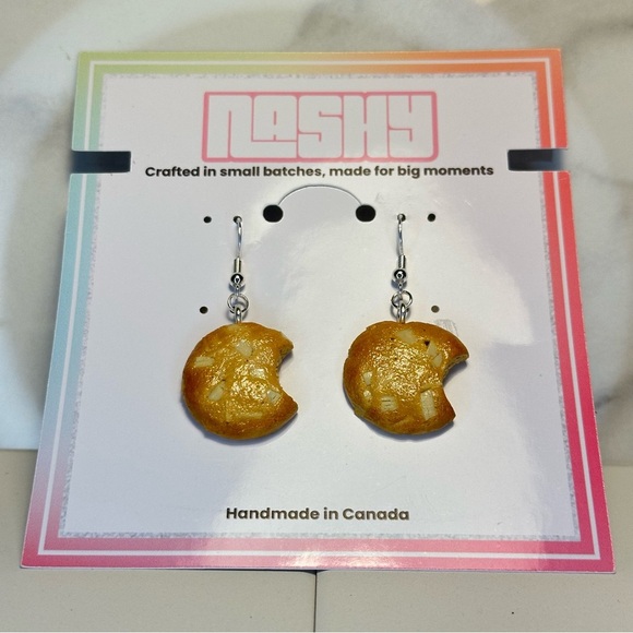 Bitten Macadamia Nut Cookie - Handmade Earrings - Picture 5 of 6